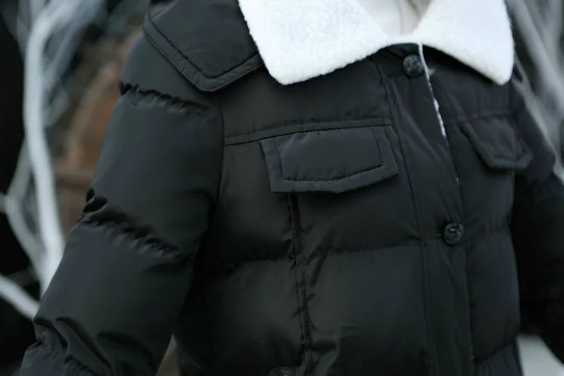 PreOrderคนอ้วน - เสื้อกันหนาวแฟชั่น ตัวยาว ผ้าร่ม บุนวม และขนสัตว์คอ ข้อมือ กระดุม Hood ถอดได้ สี : เหลือง / ดำ