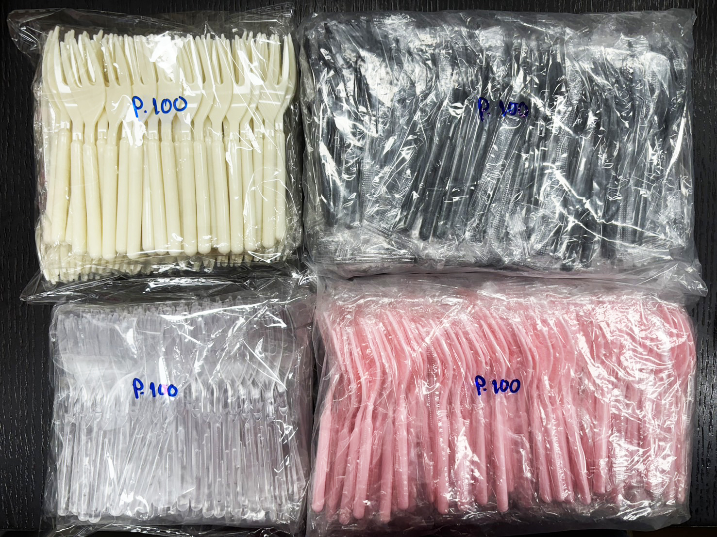 ส้อมขนม พลาสติก แพ็ค 98-100 ชิ้น