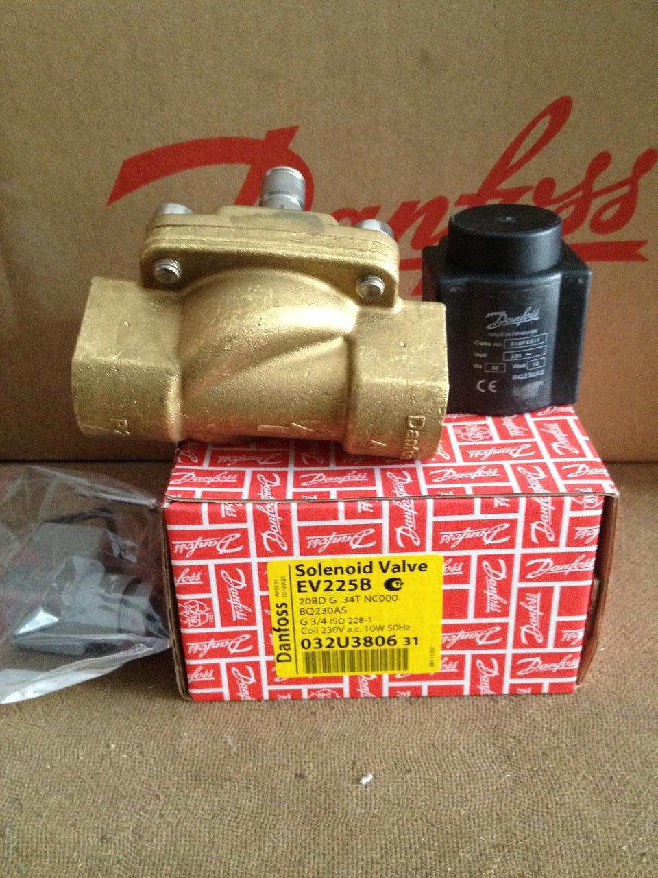 Solenoid valve EV225B