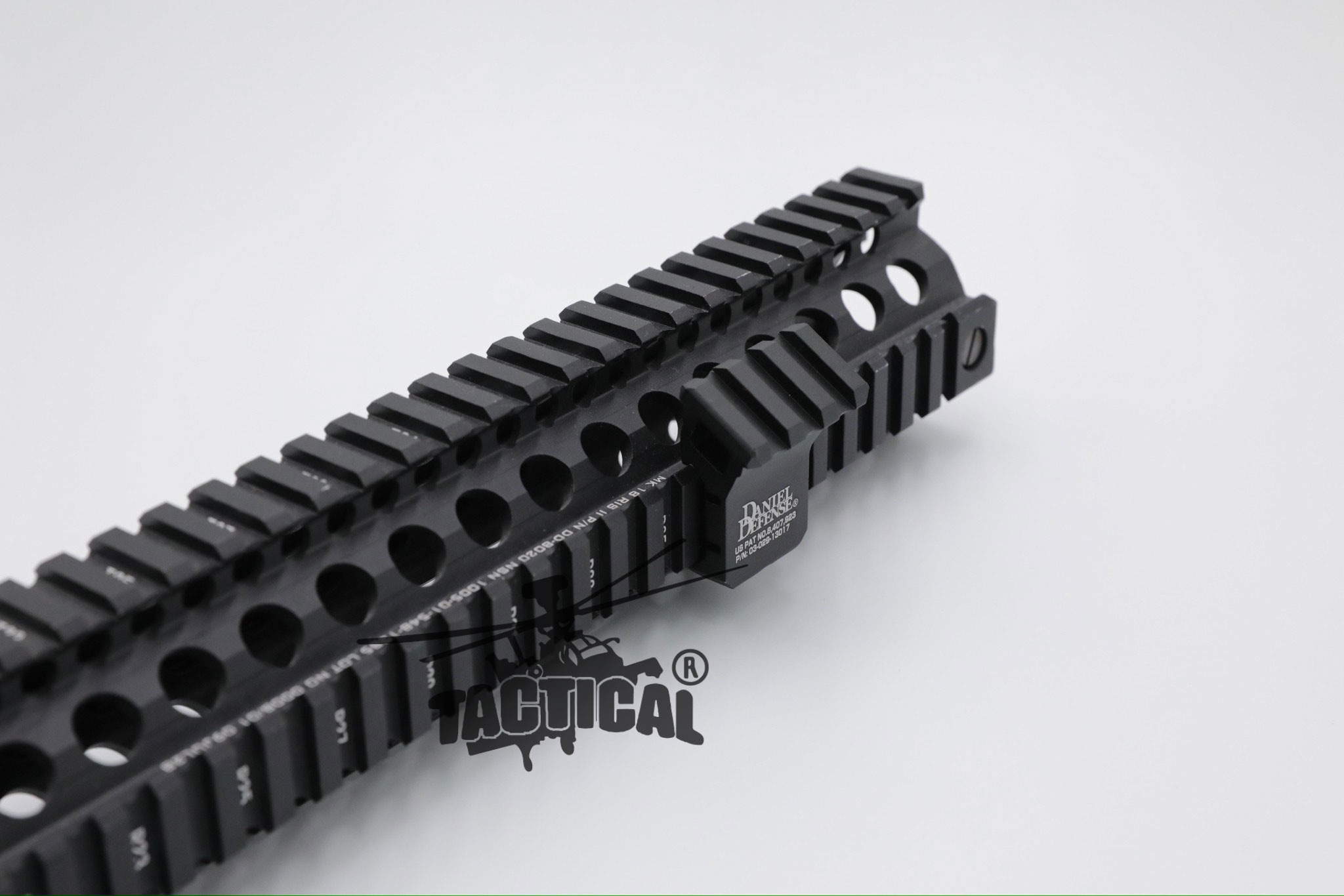 รางเฉียง 45 องศา (Daniel Defense)