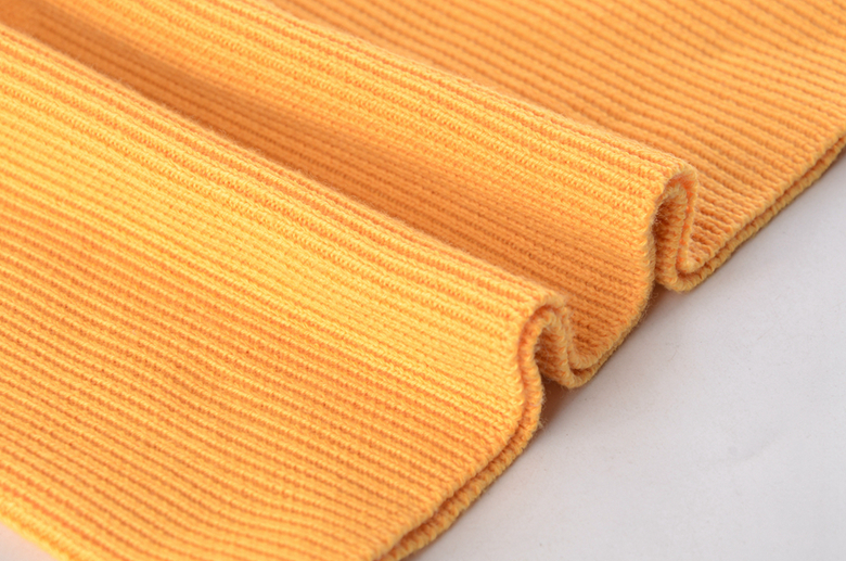 PreOrderคนอ้วน - เสื้อกันหนาวแฟชั่น ผ้าไหมพรม พร้อมผ้าพันคอ สี : เทา / เหลือง