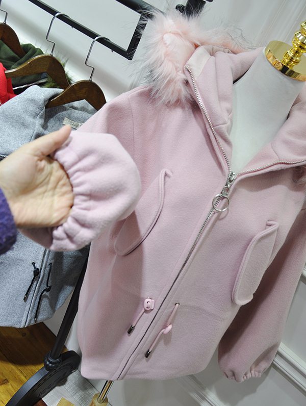 PreOrderคนอ้วน - เสื้อกันหนาวแฟชั่น ผ้าโพลิเอสเตอร์ขนสัตว์ มีHood ขนเฟอร์ สี : ชมพู / เทา / เขียวทหาร / แดง