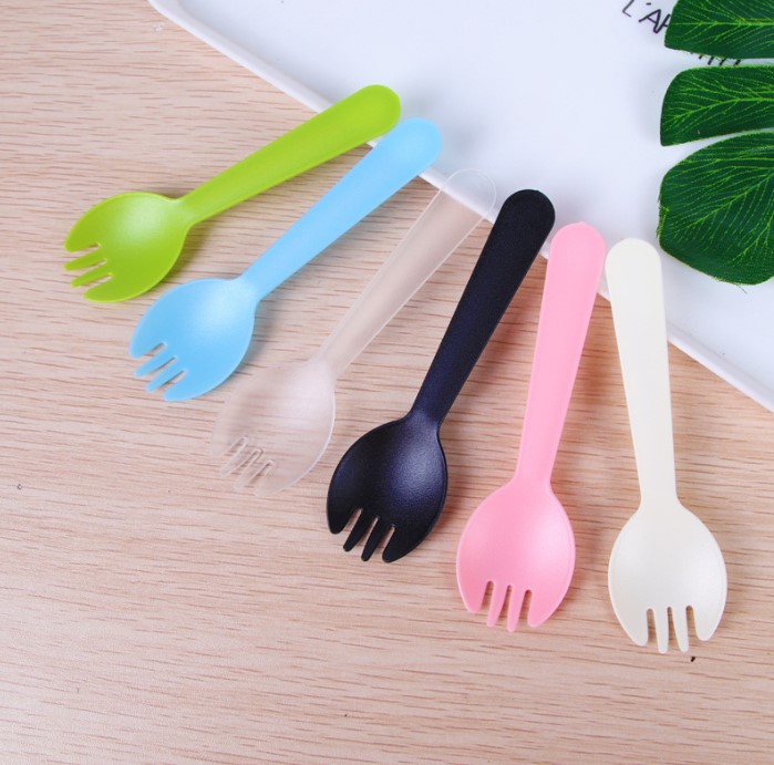 ช้อนขนม พลาสติก แพ็ค 100 ชิ้น (แพ็คแยกชิ้นทุกชิ้น)