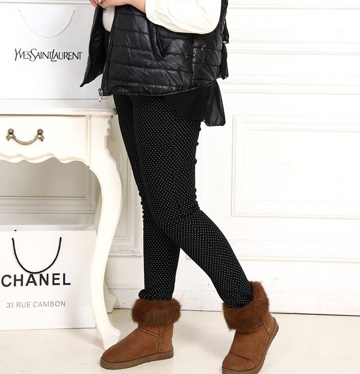 PreOrderคนอ้วน - เลคกิ้งกันหนาวแฟชั่นคนอ้วน ไซส์ใหญ่ ผ้าฝ้ายโพลิเอสเตอร์ลายจุด ข้างในเป็นผ้ากำมะหยี่ สี : น้ำเงินลายจุด / ดำลายชาแนล / น้ำเงินลายชาแนล