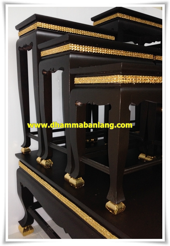 โต๊ะหมู่บูชา หมู่ 9 หน้า 6 แถบทอง ไม้เบญจพรรณ ขาสิงห์ สีโอ๊คด้าน