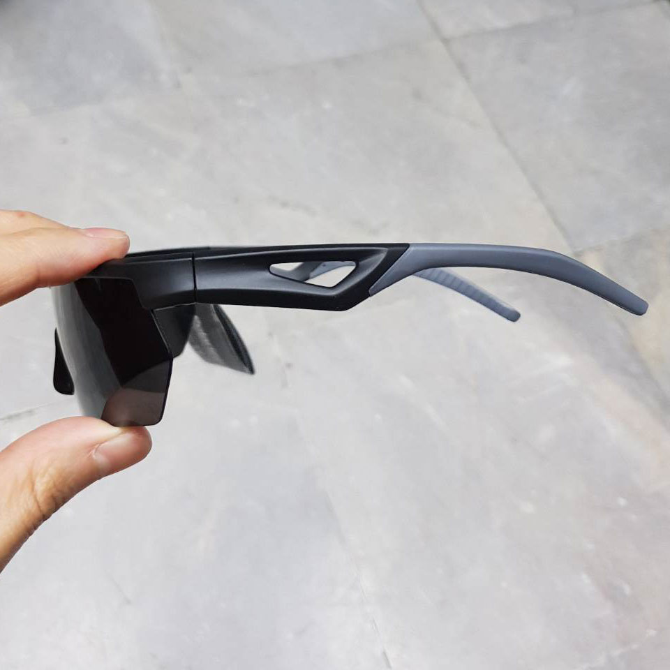 แว่นกันแดด เลนส์ Polarized ทรง Sport 1