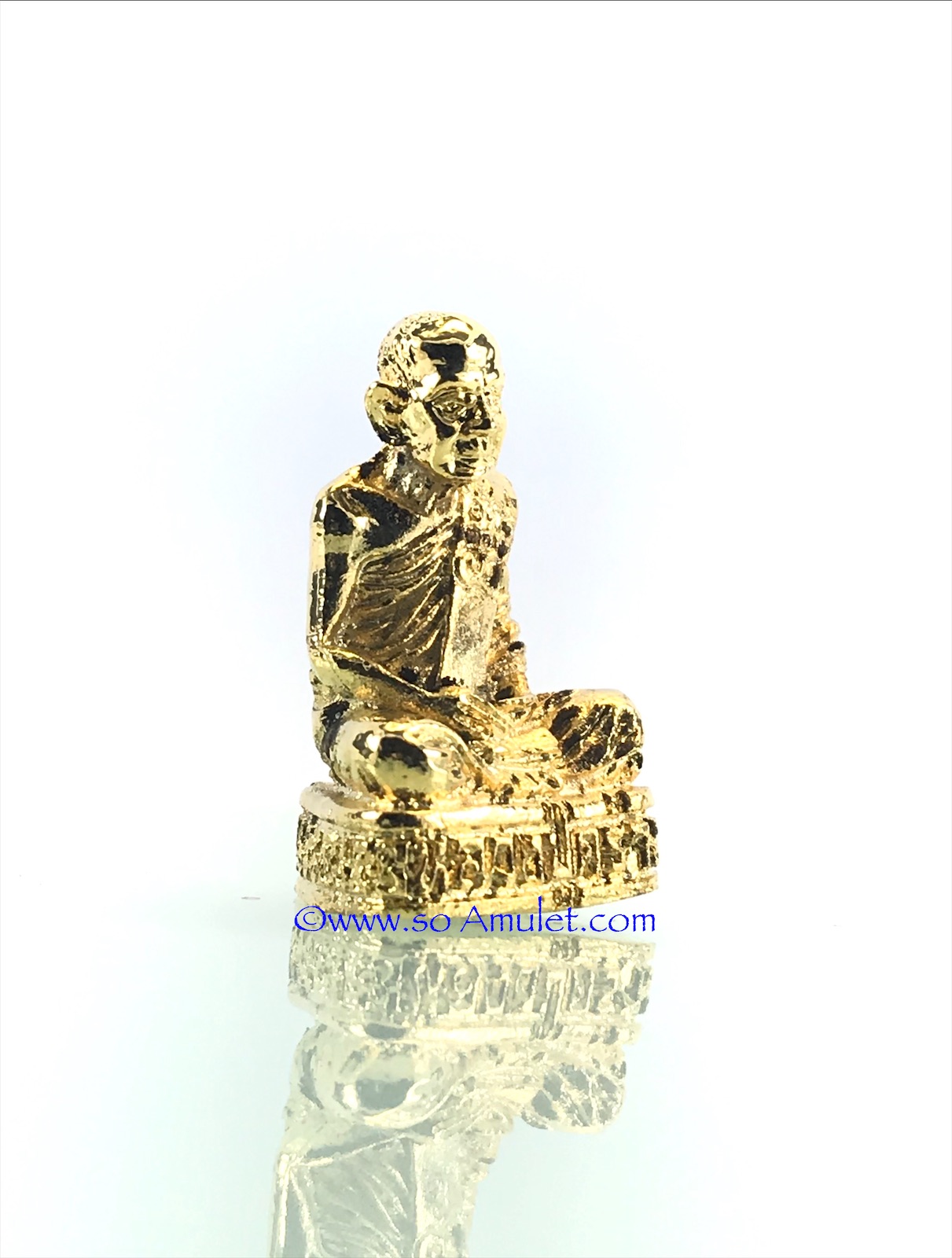 รูปหล่อหลวงปู่คร่ำ วัดวังหว้า รุ่นสร้างเจดีย์ ปี 2537 เนื้อกะหลั่ยทอง พร้อมกล่องเดิม