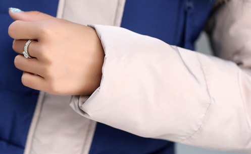 PreOrderคนอ้วน - เสื้อโค้ทไซส์ใหญ่ ผ้าร่มบุนวม ขนเฟอร์ สี : ดำเบจ / น้ำเงินเบจ