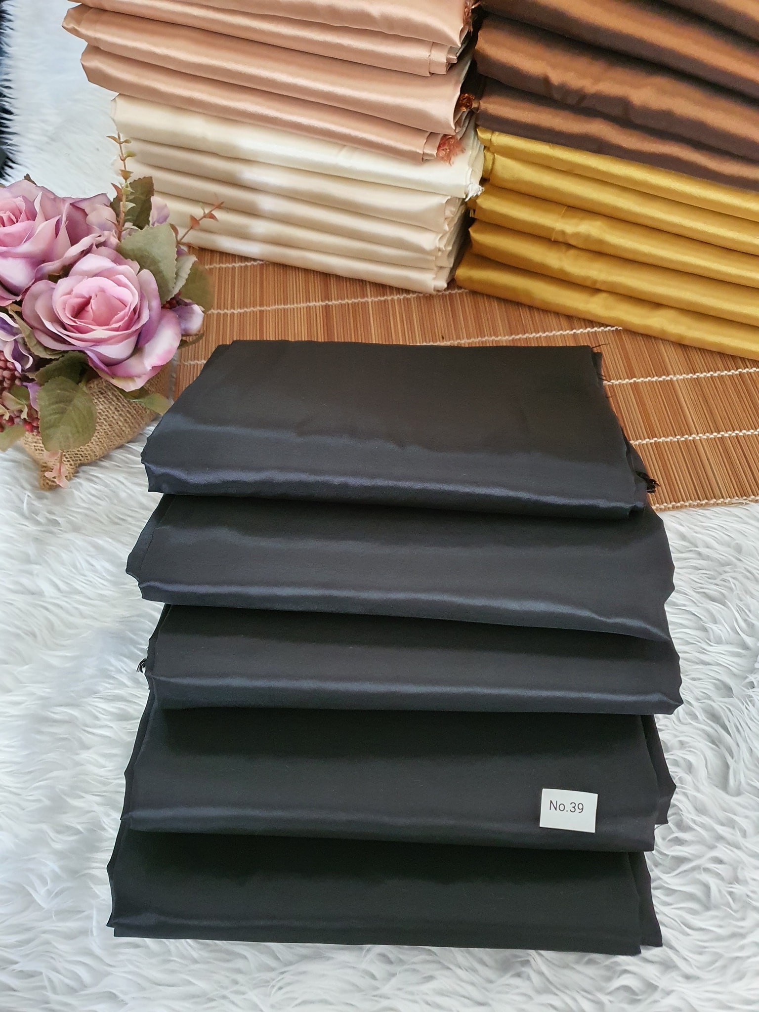 ผ้าไหมสังเคราะห์ทอเครื่องสีพื้น Plain Synthetic Silk