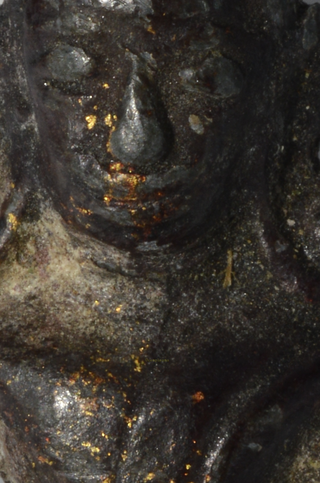 พระยอดธง เนื้อชินเงินลงรักปิดทอง 7 cm