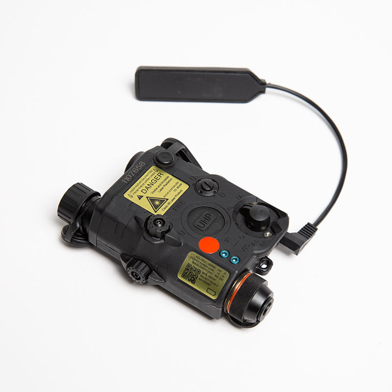 ไฟฉาย + Laser FMA PEQ LA5 Upgrade Version