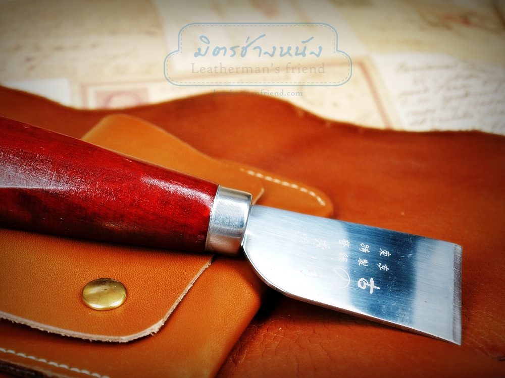 มีดกรีด ทรงดั้งเดิม ของญี่ปุ่น