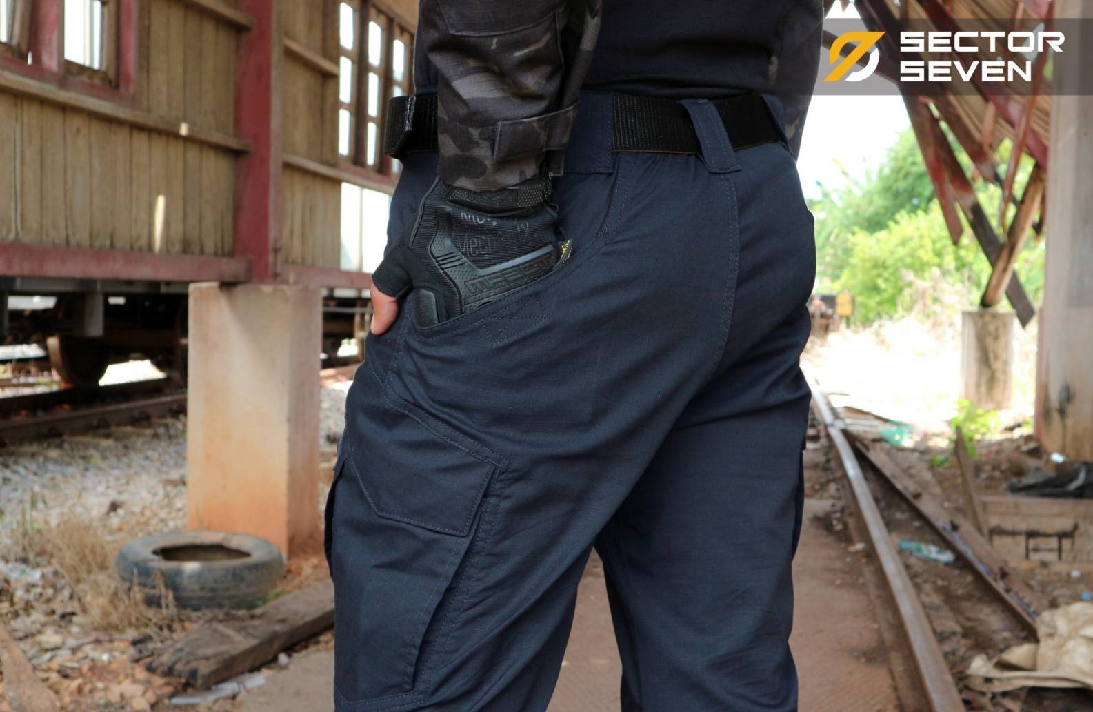 กางเกง Sector Seven IX9C กรมท่า ผ้าเบา ยืด กันน้ำ (ของแท้)