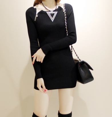 Pre Order - เสื้อกันหนาวแฟชั่น มินิเดรส ใส่เปิดไหล่เซ็กซี่ก็ได้ ติดซิบตรงไหล่หน้าสองข้าง : สีดำ / สีน้ำเงิน / สีแดง