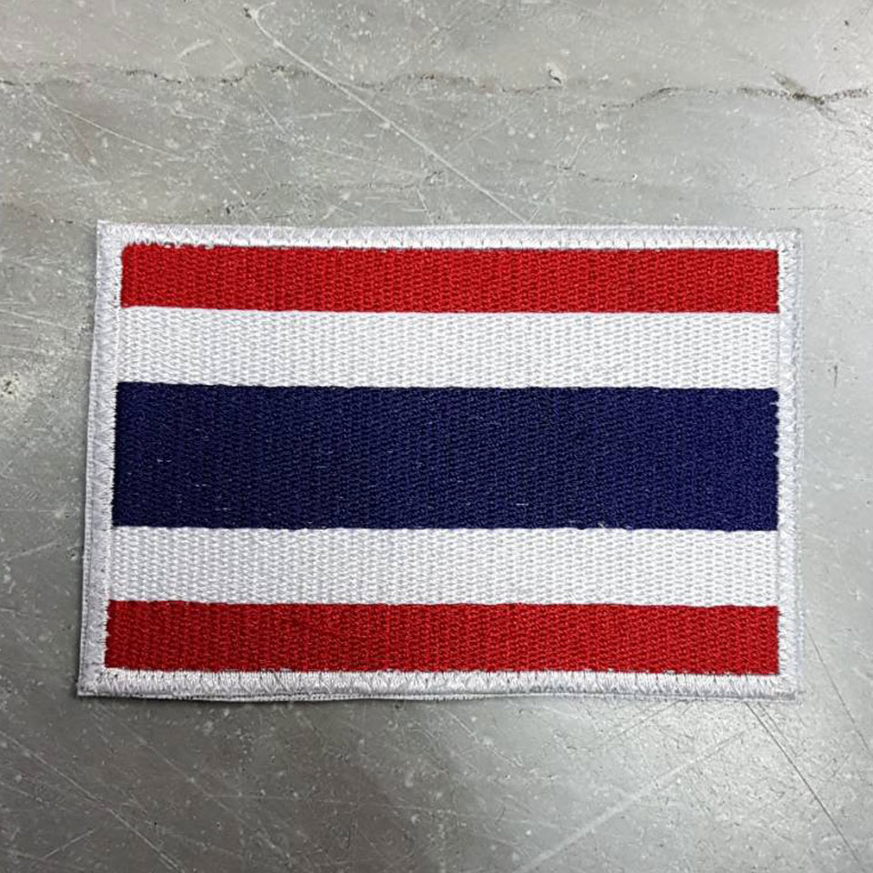 อาร์มธงชาติ ใหญ่ ขนาด 7x10.5 CM. ตีนตุ๊กแก