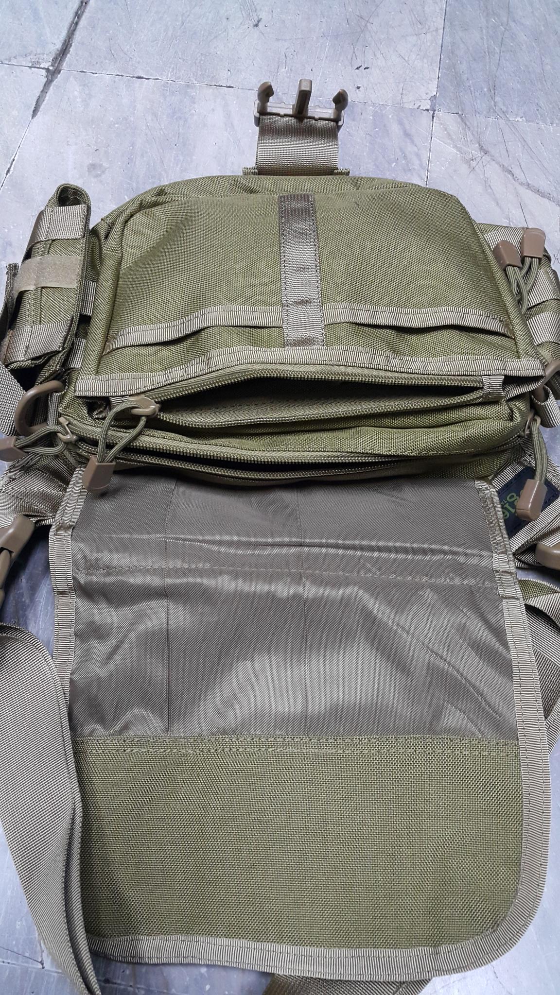 กระเป๋าปืนสะพายไหล่ สี่เหลี่ยมกลาง ผ้า Cordura