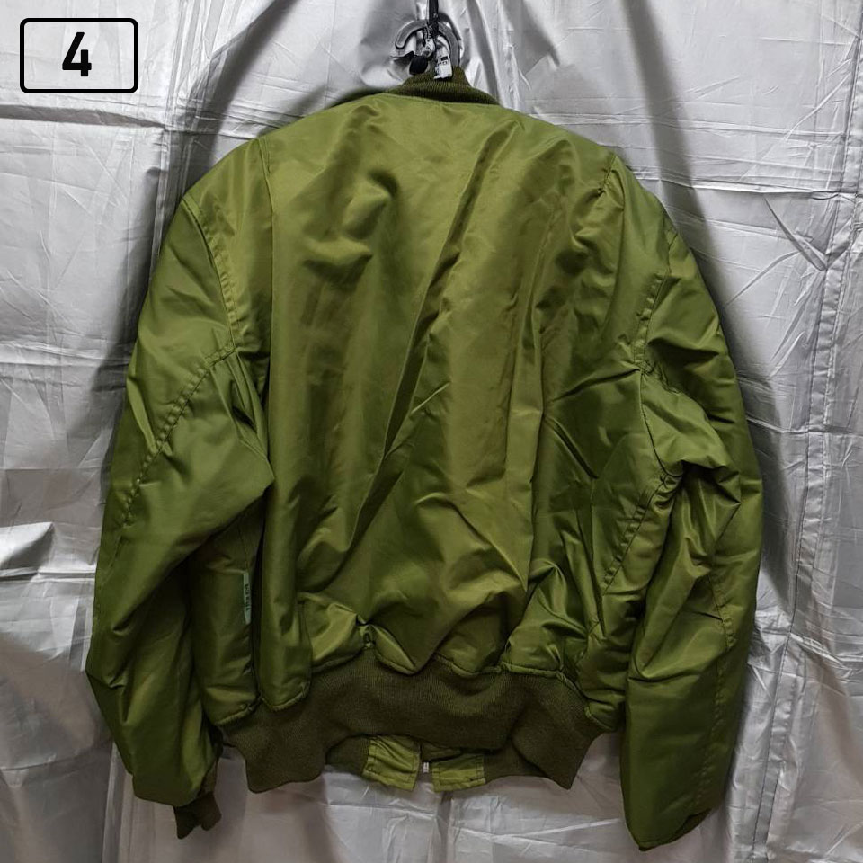 (SALE) Jacket Fight ใส่ได้ 2 ด้าน
