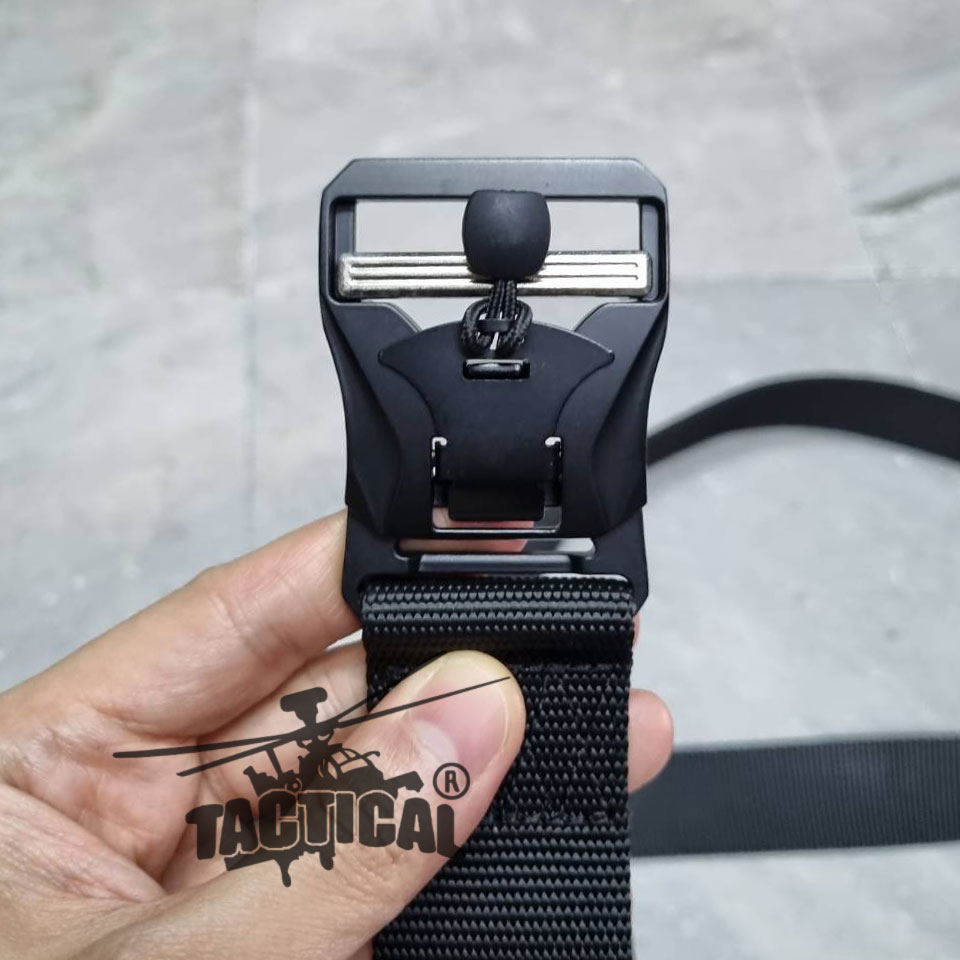 เข็มขัดยุทธวิธี หัวแม่เหล็ก (B10)