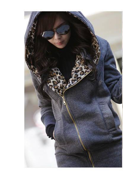 Pre Order - เสื้อกันหนาวแฟชั่นสไตล์เกาหลี Hoodหลัง ด้านในเป็นหลายเสือดาว สีดำ / สีกากี / สีเทา