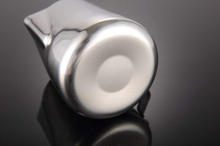 เหยือกตีฟองนม 600 cc. สแตนเลส สีเงิน 1610-032