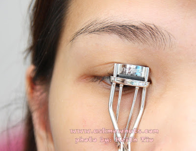 SHISEIDO Eyelash Curler 215 ทีดัดขนตาชิเซโด้ รหัส215 ขนาดเล็กเข้าถึงขนตาได้ง่าย