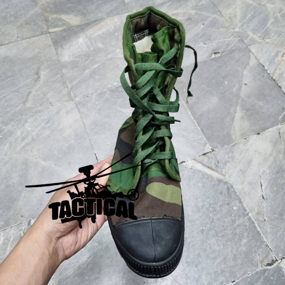 รองเท้าเดินป่า พรางทหาร