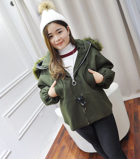 PreOrderคนอ้วน - เสื้อกันหนาวแฟชั่น ผ้าโพลิเอสเตอร์ขนสัตว์ มีHood ขนเฟอร์ สี : ชมพู / เทา / เขียวทหาร / แดง