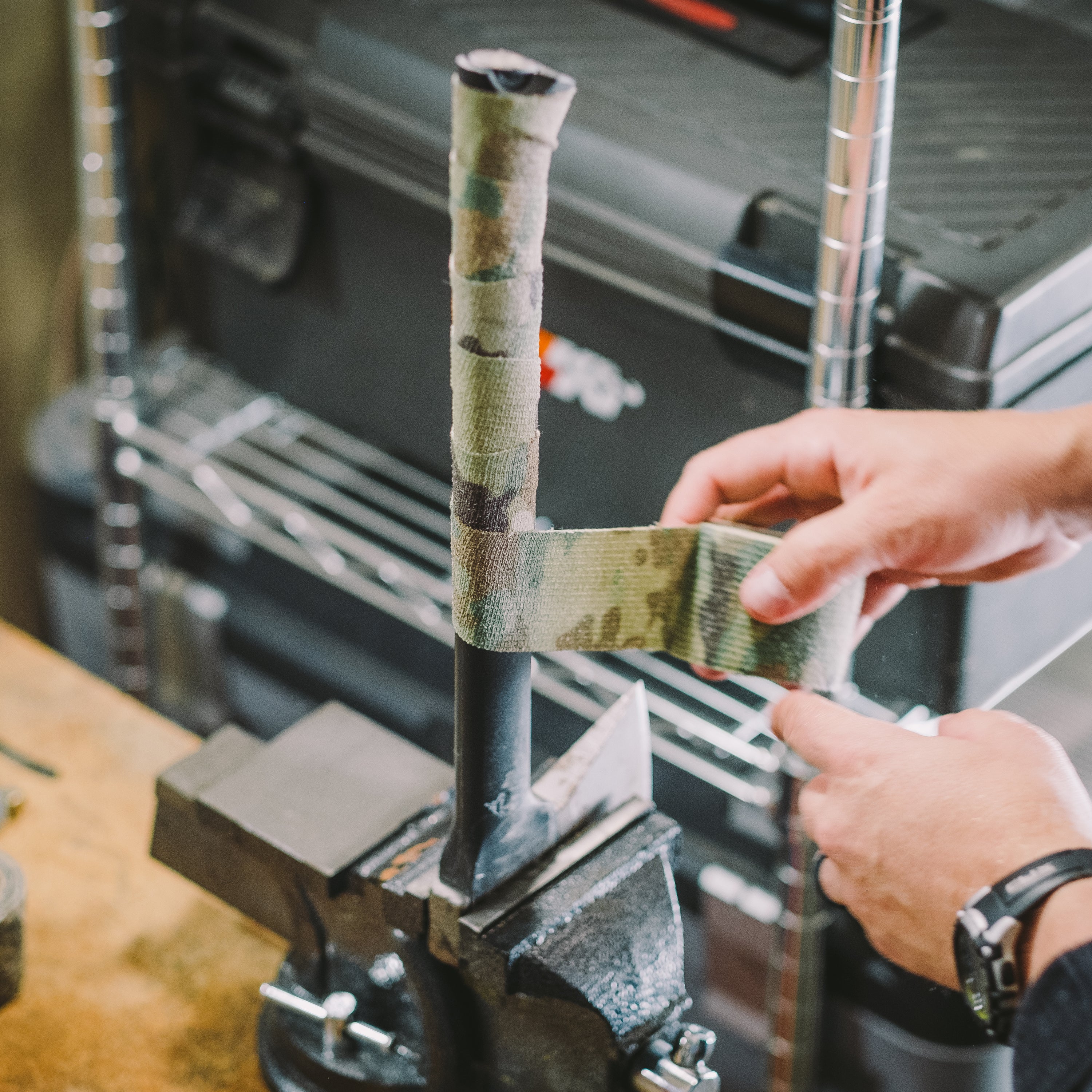 เทปพันปืน สโคป อื่นๆ ใช้ซ้ำได้ (Camo Form Reusable Self Cling Wrap)