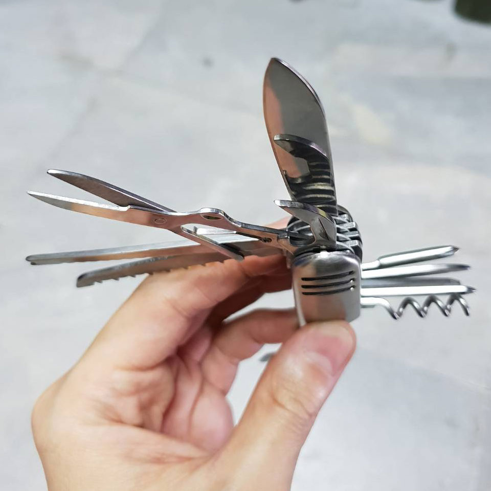 (SALE) มีดพับ