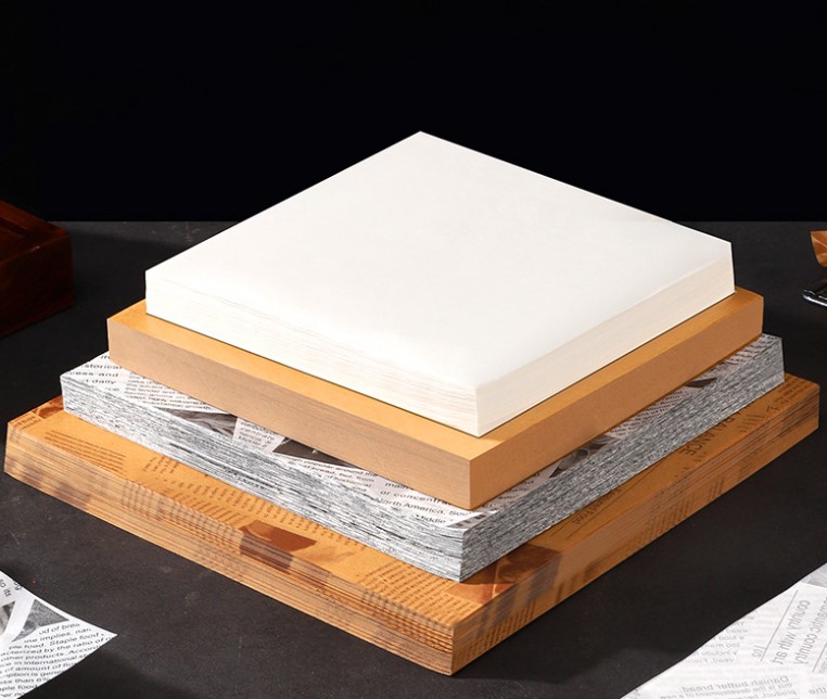 กระดาษไขรองอาหาร (Greaseproof paper) เคลือบกันน้ำ-น้ำมัน (แพ็ค 490-500 ชิ้น)