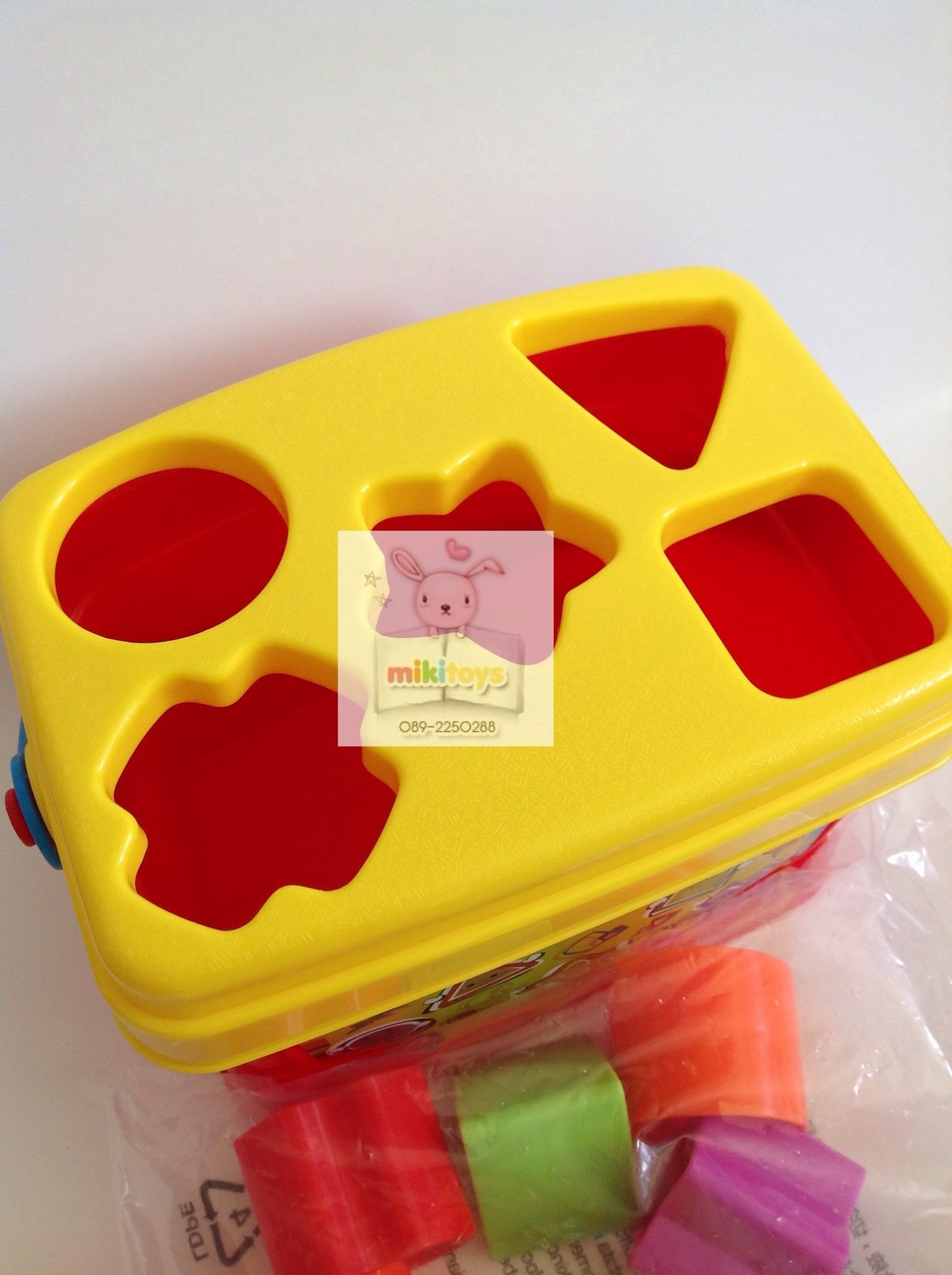 Fisher-Price Brilliant Basics™ Baby's First Blocks ส่งฟรีแบบลงทะเบียนค่ะ^^