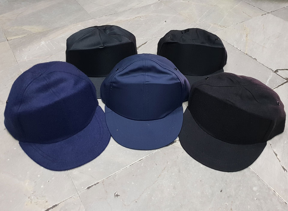 หมวกแก๊ปยางยืด ดำ/กรมท่า