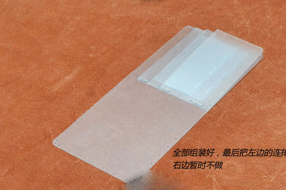 แพทเทิร์น กระเป๋าผูชาย เน้นสอดการ์ด