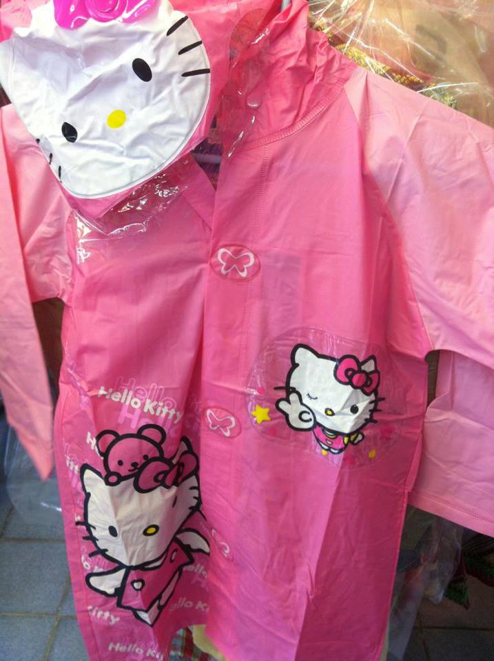RC03 เสื้อกันฝนลายคิดตี้สีชมพู พื้นเรียบ