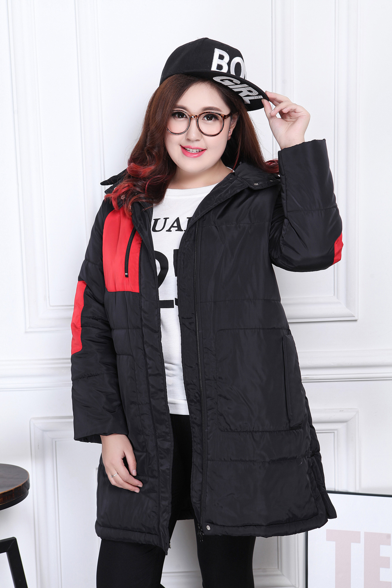 PreOrderคนอ้วน - เสื้อกันหนาว ผ้าฝ้ายโพลิเอสเตอร์ บุนวม สีดำแดง