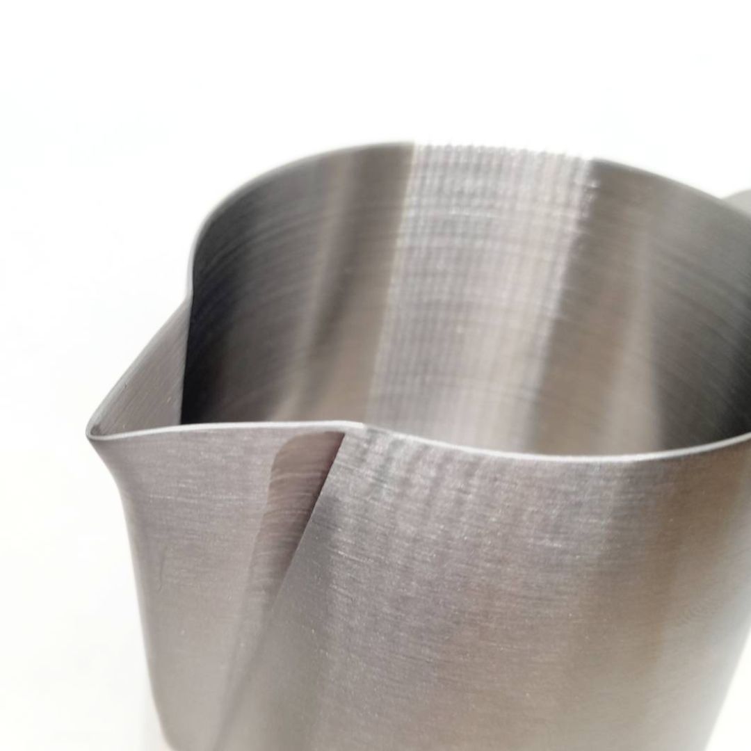 เหยือกตีฟองนม 400ml รุ่นปากแหลม สีสแตนเลส รหัส 2403