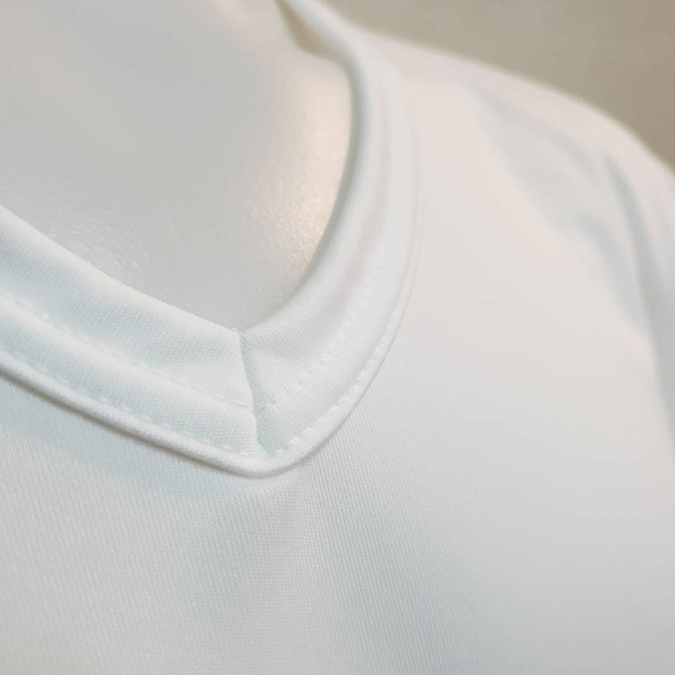 เสื้อยืดผ้าไมโคร เบา ใส่สบาย