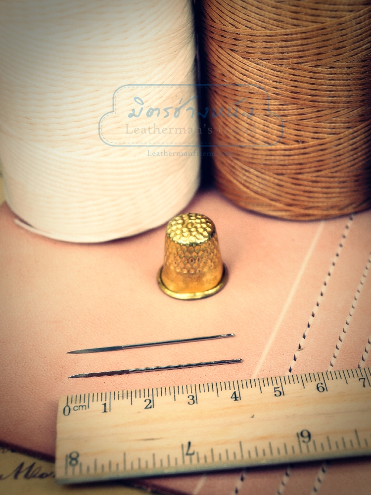 เข็มปลายไดมอน สำหรับเย็บหนัง ไม่ทำให้รูโต และ ไม่ติดก้นเหมือนเข็มทั่วไป เบอร์4 จำหน่ายเป็นคู่ คู่ละ 20 บาท