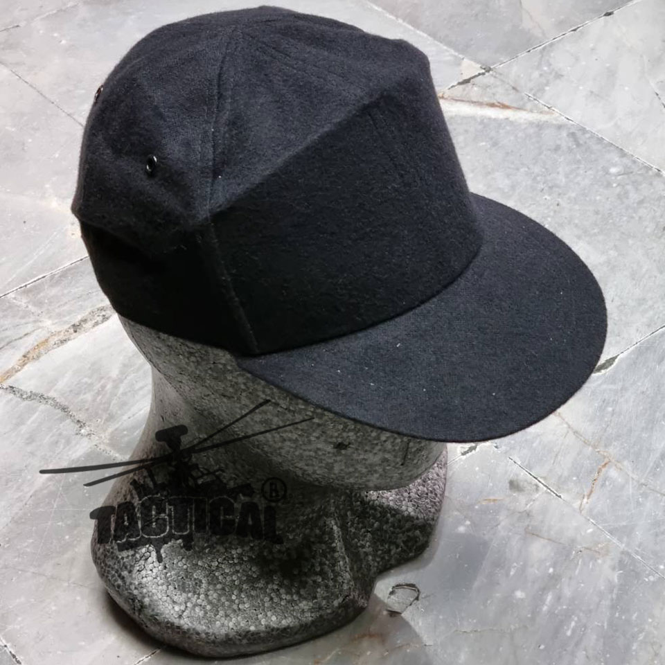 หมวกแก๊ปยางยืด ดำ/กรมท่า