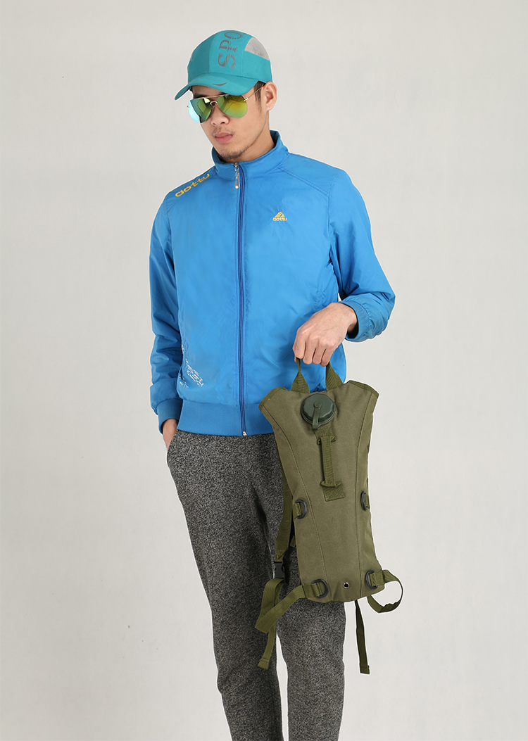 เป้น้ำ 008 + ถุงน้ำ 2.5 ลิตร (มีหลายสี)