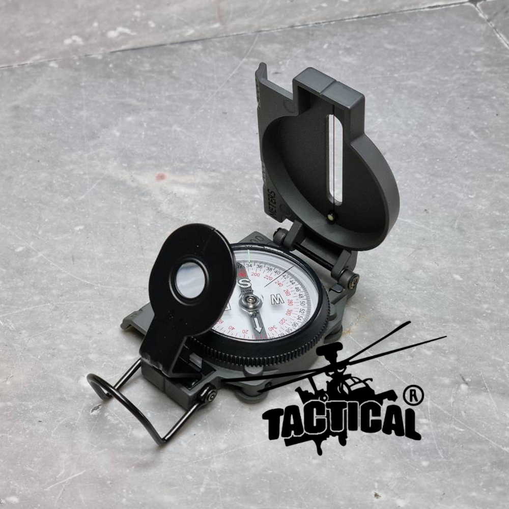 เข็มทิศทหาร Lensatic