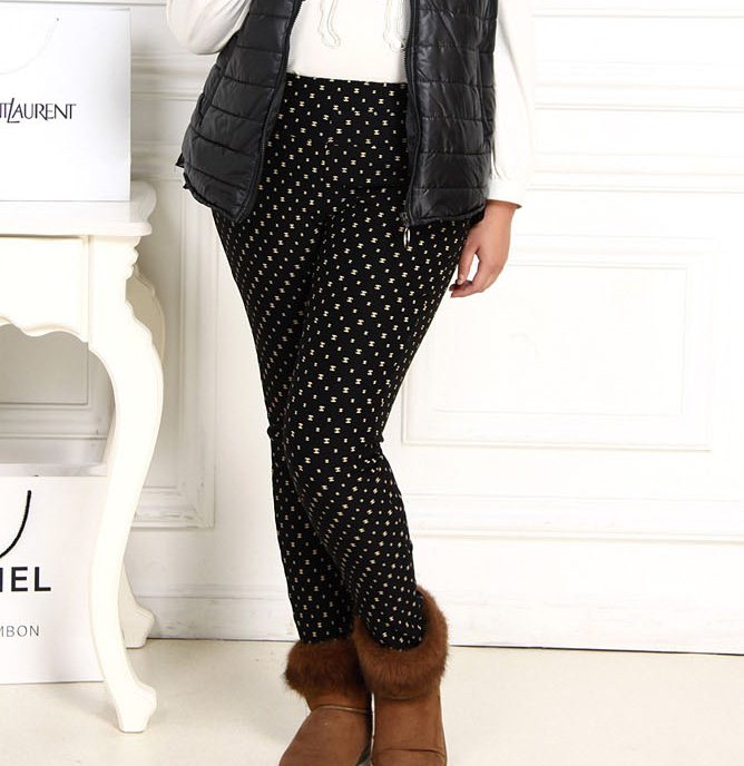 PreOrderคนอ้วน - เลคกิ้งกันหนาวแฟชั่นคนอ้วน ไซส์ใหญ่ ผ้าฝ้ายโพลิเอสเตอร์ลายจุด ข้างในเป็นผ้ากำมะหยี่ สี : น้ำเงินลายจุด / ดำลายชาแนล / น้ำเงินลายชาแนล