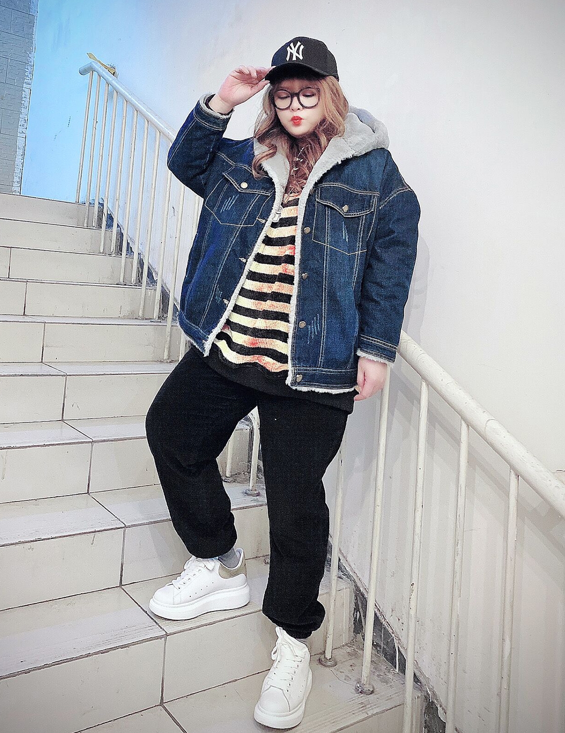 2324-0059 เสื้อกันหนาวไซส์ใหญ่ ยืนส์ บุขนนุ่มมาก มี Hoodถอด ไม่ได้จ้า