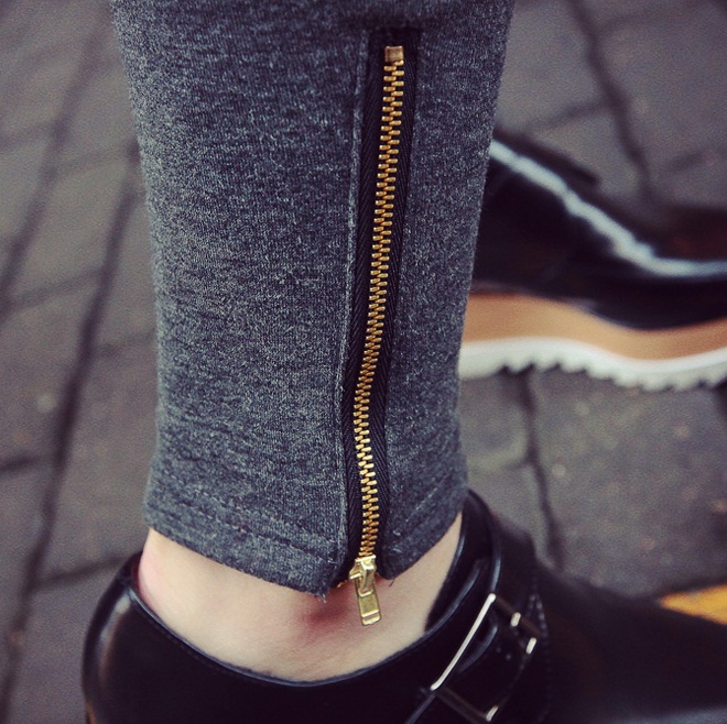 PreOrder - กางเกงกันหนาวแฟชั่น ผ้าฝ้ายโพลิเอสเตอร์ ด้านในเป็นกำมะหยี่อุ่น สี : ดำ / เทา