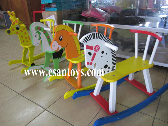 ม้าโยกไม้