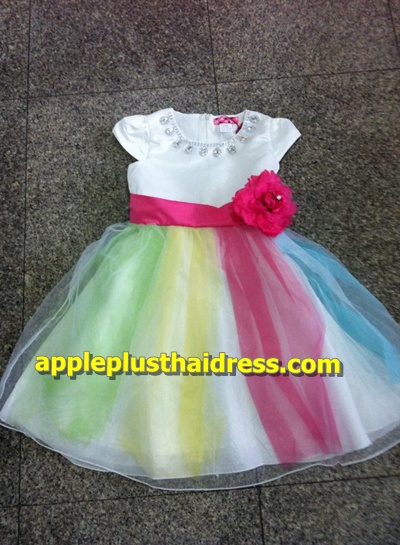 ED23 ชุดราตรีสีขาวกระโปรงแฟนซี