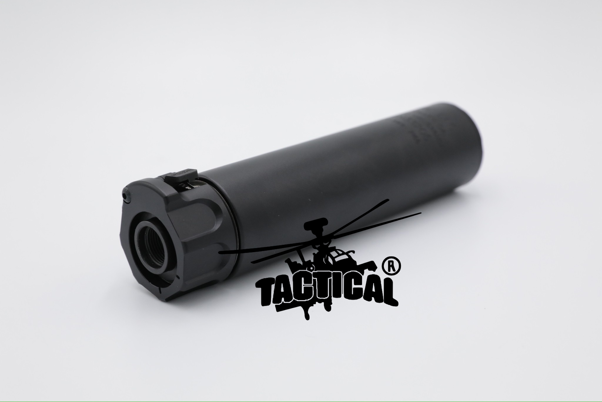 เก็บเสียง + ปลอกลดแสง ยี่ห้อ Surefire รุ่น Socom556 (6")