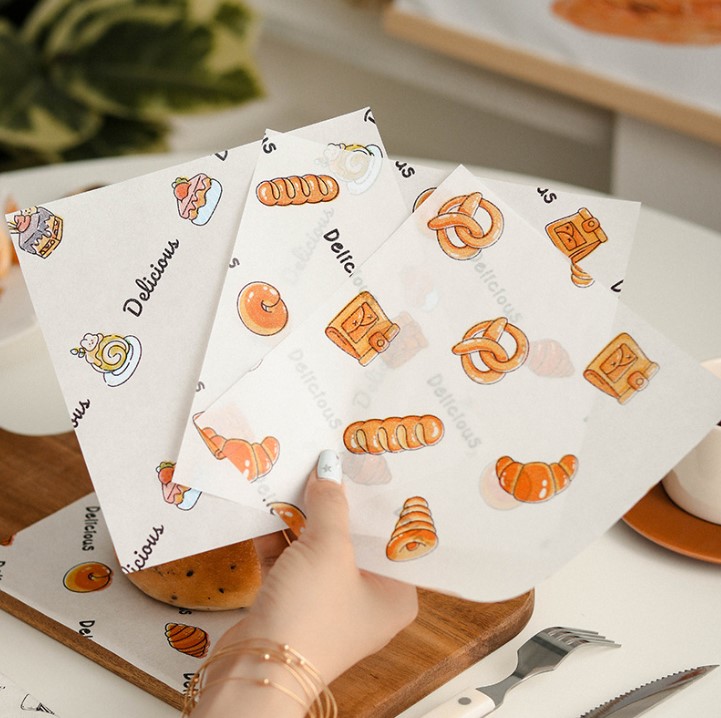 กระดาษไขรองอาหาร (Greaseproof paper) เคลือบกันน้ำ-น้ำมัน 18x18 cm. (แพ็ค 250/500 ชิ้น)