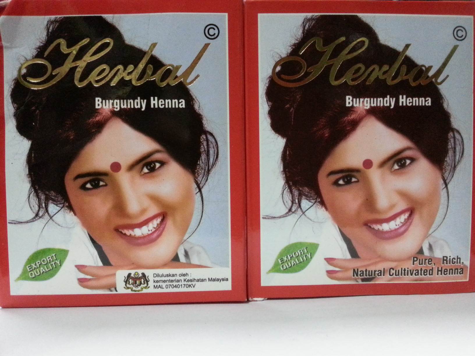 Henna เฮนนาครีมย้อมผม