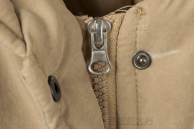 PreOrderคนอ้วน - เสื้อกันหนาวแฟชั่น ไซส์ใหญ่ คนอ้วน ผ้าฝ้ายโพลิเอสเตอร์ บุนวมหนา มีHood สี : กากี / น้ำเงิน / ดำ